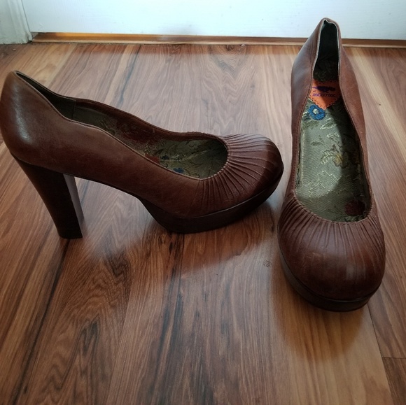 Rocketdog Shoes - Picture 2 of 2